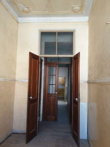 Andares de prédio em zona nobre | 100 metros da praia | Albufeira