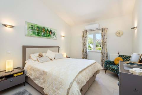 Apartamento com 3 quartos, piscina e vista para o campo de golfe| Carvoeiro