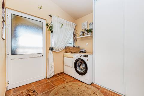 Moradia com 4 quartos, garagem e piscina | Albufeira