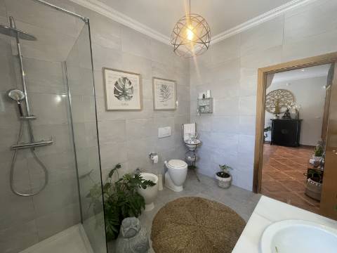 Moradia com 4 quartos, garagem e piscina | Albufeira