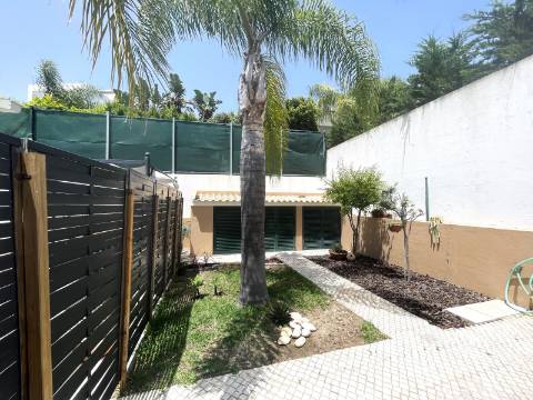 Moradia com 4 quartos, garagem e piscina | Albufeira