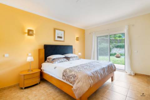 Moradia T4 com piscina com vista Golf