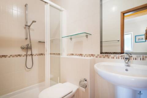 Moradia T4 com piscina com vista Golf