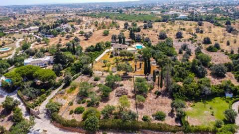 Quinta Exclusiva em Albufeira | T6 + T3 | Piscina, Sauna e Vista Mar