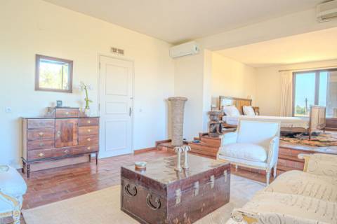 Quinta Exclusiva em Albufeira | T6 + T3 | Piscina, Sauna e Vista Mar