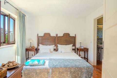 Quinta Exclusiva em Albufeira | T6 + T3 | Piscina, Sauna e Vista Mar