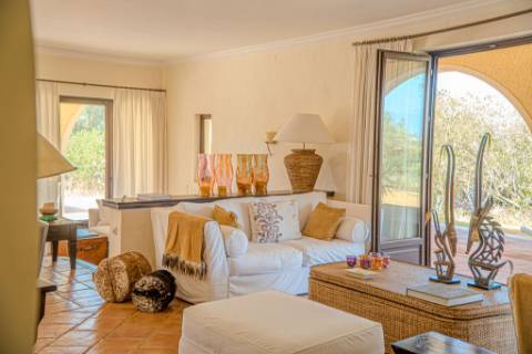 Quinta Exclusiva em Albufeira | T6 + T3 | Piscina, Sauna e Vista Mar