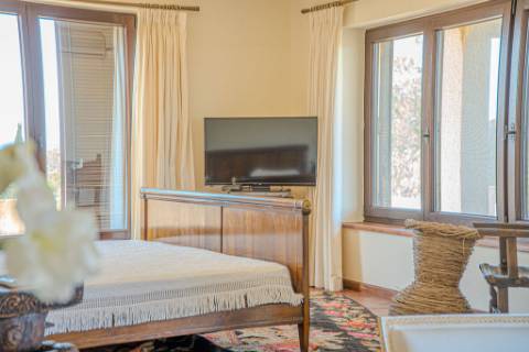 Quinta Exclusiva em Albufeira | T6 + T3 | Piscina, Sauna e Vista Mar