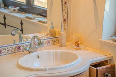 Quinta Exclusiva em Albufeira | T6 + T3 | Piscina, Sauna e Vista Mar