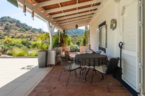 
Moradia familiar com 4 quartos na zona rural de Messines - Silves