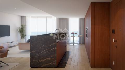 Apartamento T1 na 1ª linha de mar