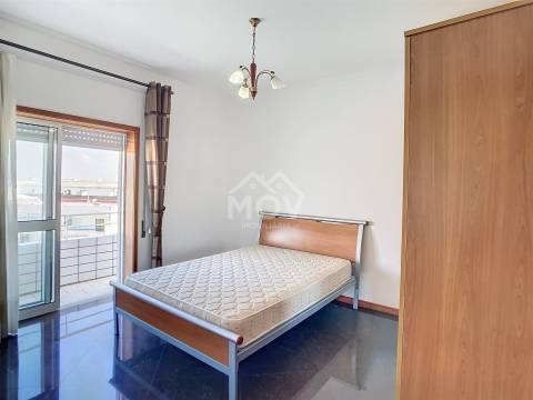 Apartamento T3+2 Duplex e com vistas mar