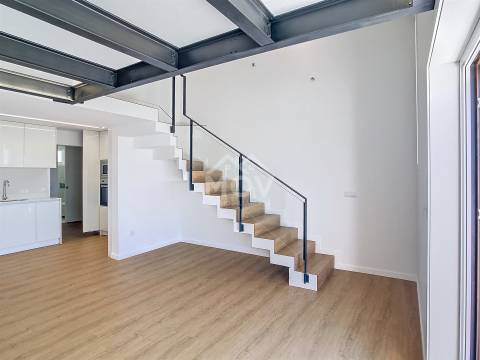 Moradia T3 na 1ª Linha de Mar