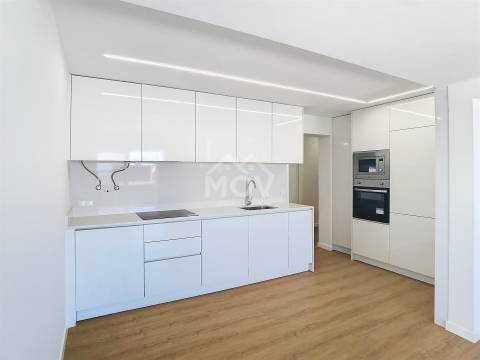 Moradia T3 na 1ª Linha de Mar