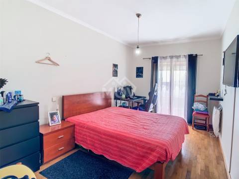 Apartamento T3 com terraço