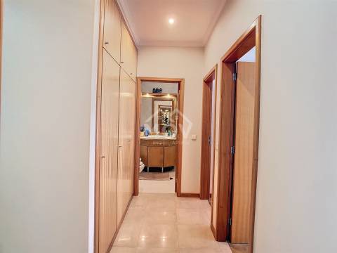 Apartamento T3 com terraço