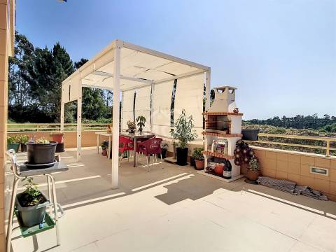 Apartamento T3 com terraço