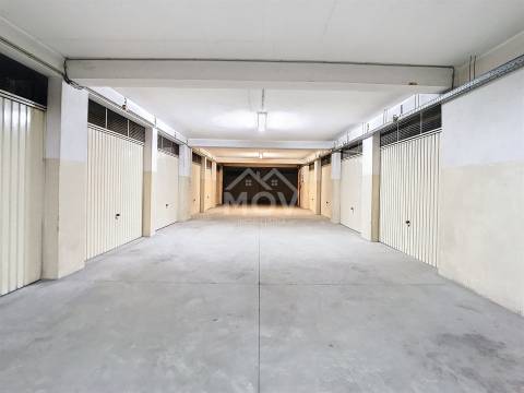 Apartamento T3 com terraço