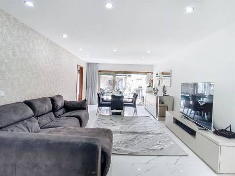 Moradia Geminada T4 Venda em Retorta e Tougues,Vila do Conde