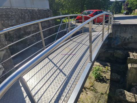 Viana do Castelo - Abelheira - Fração com 2 pisos