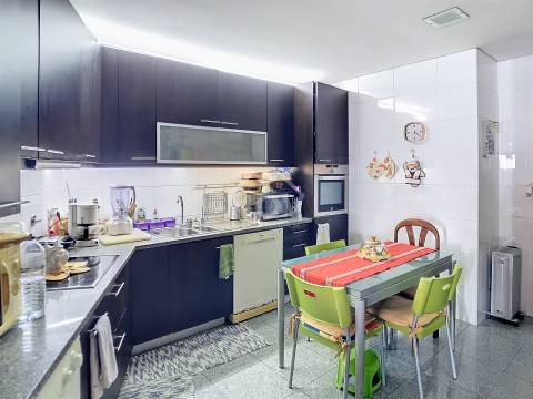 Apartamento T4 no centro da cidade