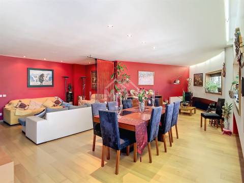 Apartamento T4 no centro da cidade