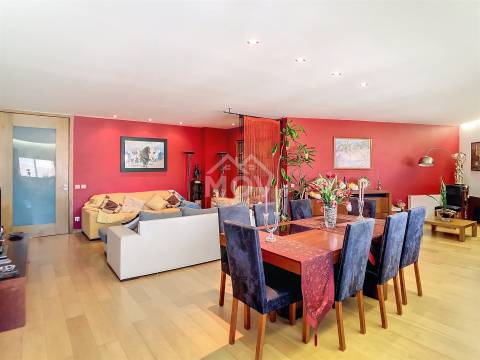 Apartamento T4 no centro da cidade