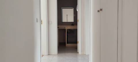 Paço de Arcos, T2 a 5 minutos da Praia