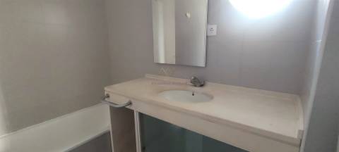 Paço de Arcos, T2 a 5 minutos da Praia