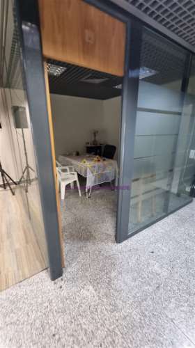 2 Lojas + Garagem de RENDIMENTO - YIELD: 8,7% nas Caldas da Rainha