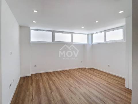 Apartamento T1+1 Venda em Póvoa de Varzim, Beiriz e Argivai,Póvoa de Varzim