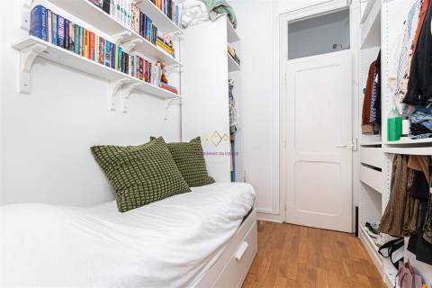 Apartamento T2 em Arroios com varanda