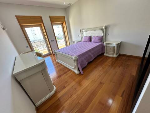 Apartamento T4+1 Venda em Póvoa de Varzim, Beiriz e Argivai,Póvoa de Varzim