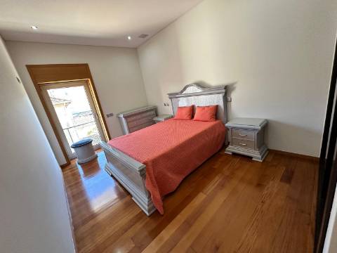 Apartamento T4+1 Venda em Póvoa de Varzim, Beiriz e Argivai,Póvoa de Varzim