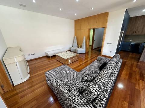 Apartamento T4+1 Venda em Póvoa de Varzim, Beiriz e Argivai,Póvoa de Varzim