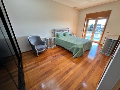 Apartamento T4+1 Venda em Póvoa de Varzim, Beiriz e Argivai,Póvoa de Varzim