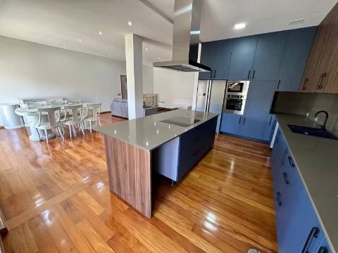 Apartamento T4+1 Venda em Póvoa de Varzim, Beiriz e Argivai,Póvoa de Varzim