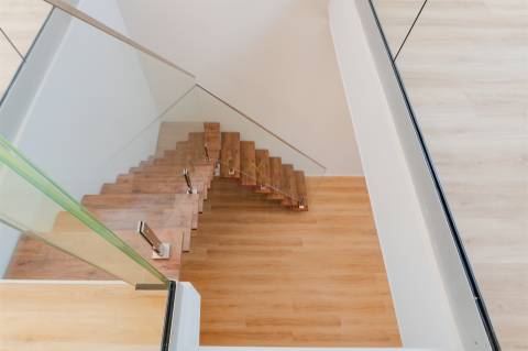 T3+1 Novo a estrear em Empreendimento de Luxo, Carcavelos