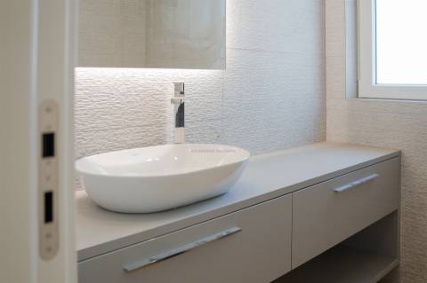 T3+1 duplex com mezaninne, em Empreendimento de Luxo, Carcavelos