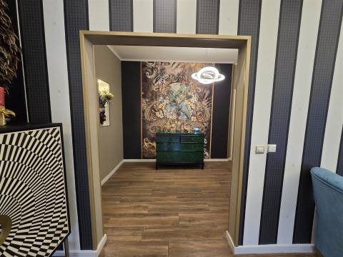 T6 Triplex com jardim e Piscina Privativa junto ao Parque do Bonfim