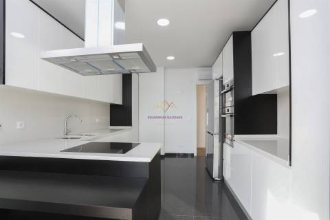 Colinas do Cruzeiro, Fantástico T4 Duplex Novo a estrear