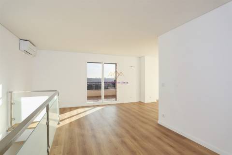 Colinas do Cruzeiro, Fantástico T4 Duplex Novo a estrear