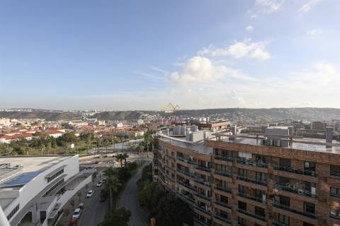 Colinas Do Cruzeiro, T3 Novo a Estrear com Garagem Box