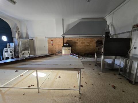 Quinta única à venda a 5km da Nazaré