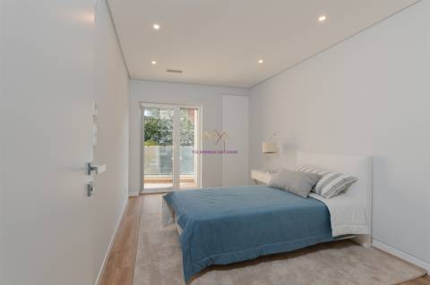 T3 Novo a estrear com varanda e Garagem Box, em empreendimento de charme