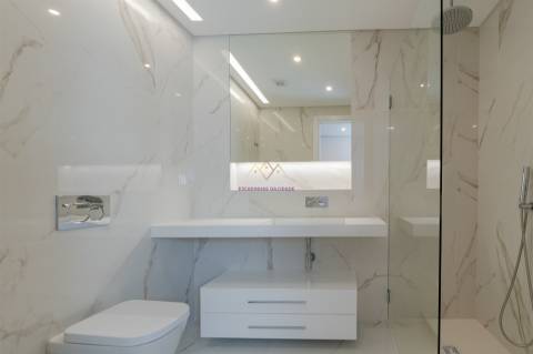 T3 Novo a estrear com varanda e Garagem Box, em empreendimento de charme