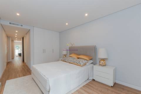 T3 Novo a estrear com varanda e Garagem Box, em empreendimento de charme