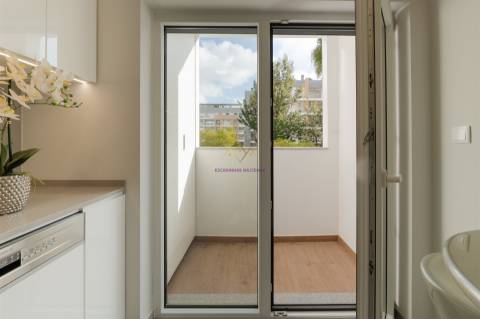 T3 Novo a estrear com varanda e Garagem Box, em empreendimento de charme