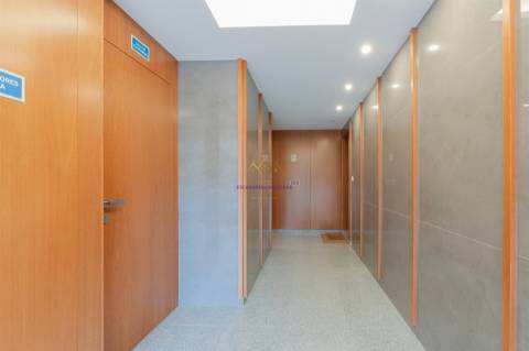 T3 Novo a estrear com varanda e Garagem Box, em empreendimento de charme