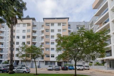 T3 Novo a estrear com varanda e Garagem Box, em empreendimento de charme